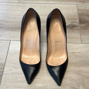 100% Authentic CHRISTIAN LOUBOUTIN
Kate Red Sole High-Heel Pumps, Black - no box